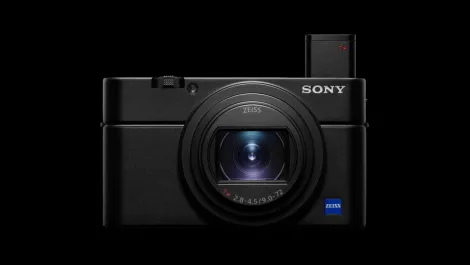 Sony's new RX mirrorless cam brings pro features to a compact