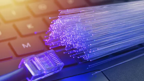 30,000 Kiwis get ultra-fast broadband early